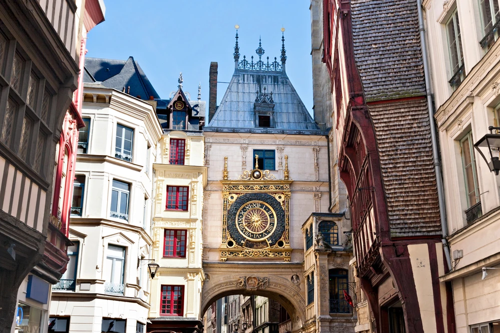 Rouen, ville d'art, à 30 min du gîte Le Clos des Pâquerettes à Yvetot