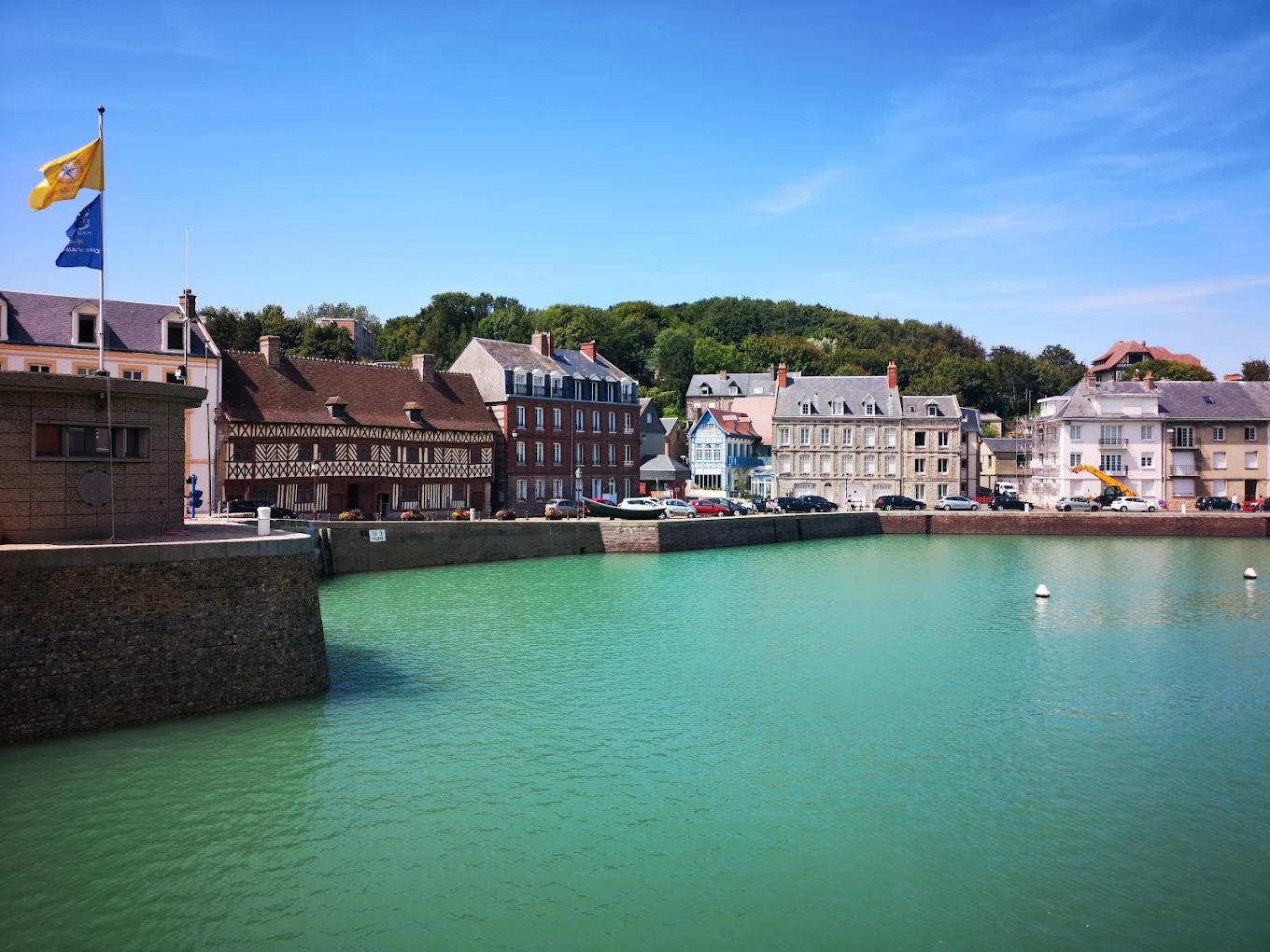 Saint-Valery-en-Caux, à 30 min du gîte Le Clos des Pâquerettes à Yvetot